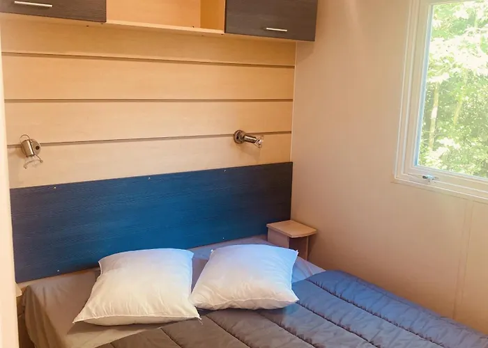 Mobil-home Climatisé à 5 Min De La Mer, Camping